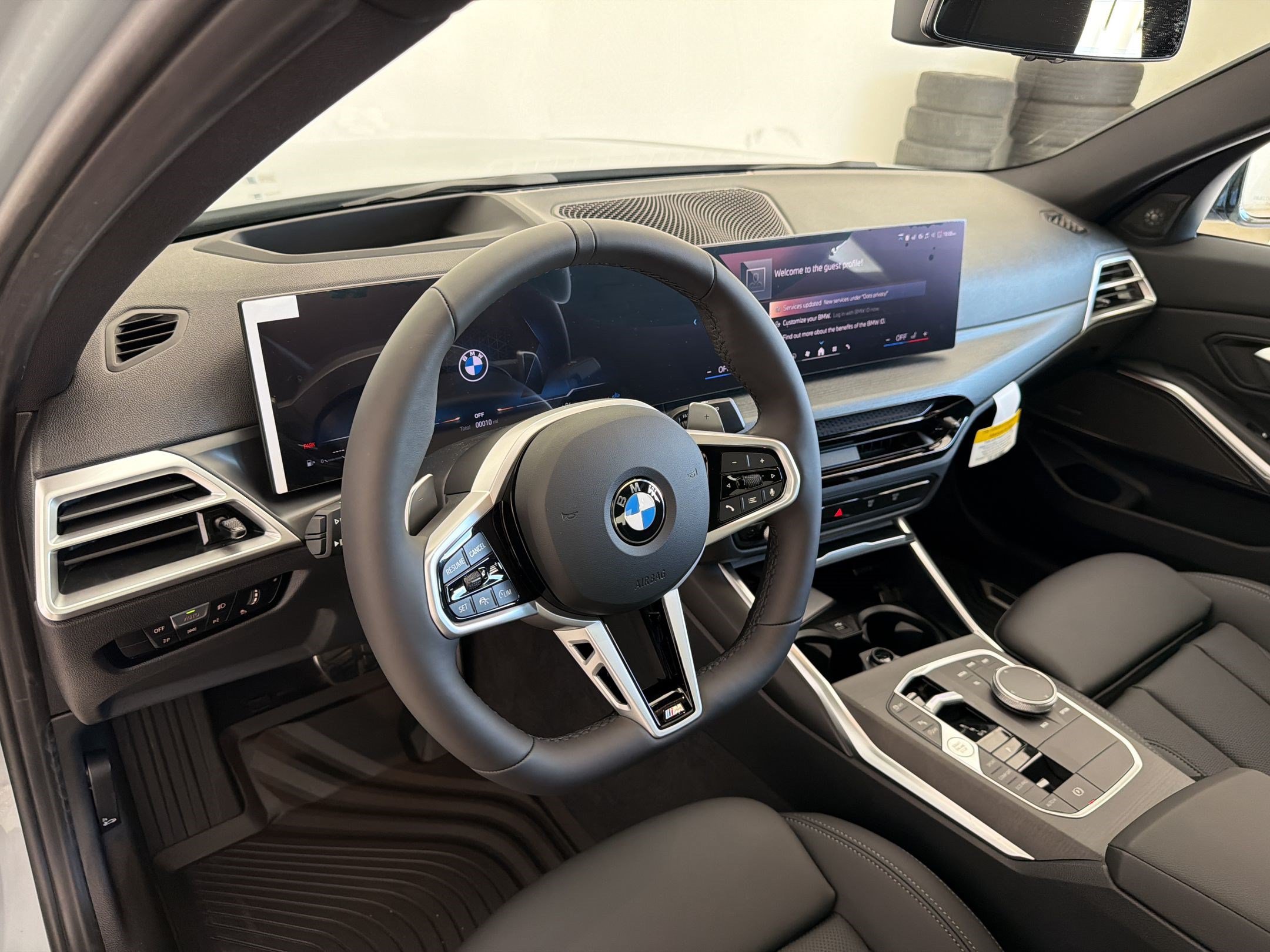 New 2026 BMW 330i xDrive Sedan w/ M Sport Package AWD/4WD image 4