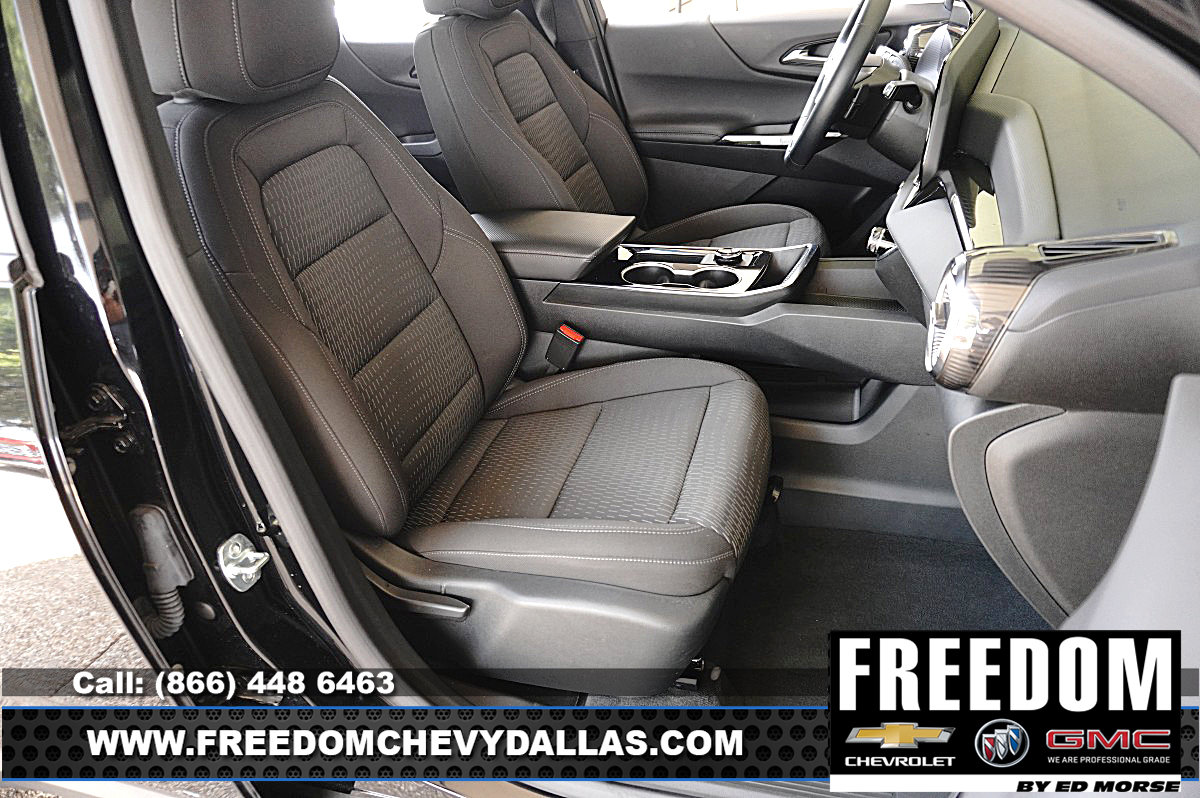 Used 2026 Chevrolet Equinox LT FWD image 11