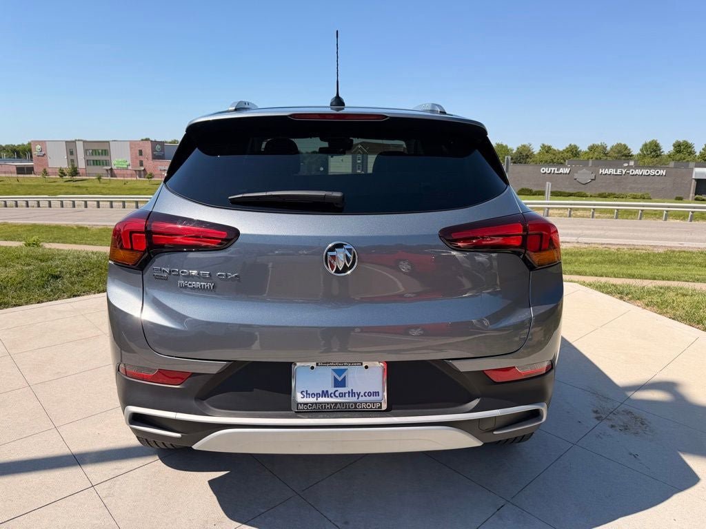 Used 2022 Buick Encore GX Select AWD/4WD image 4