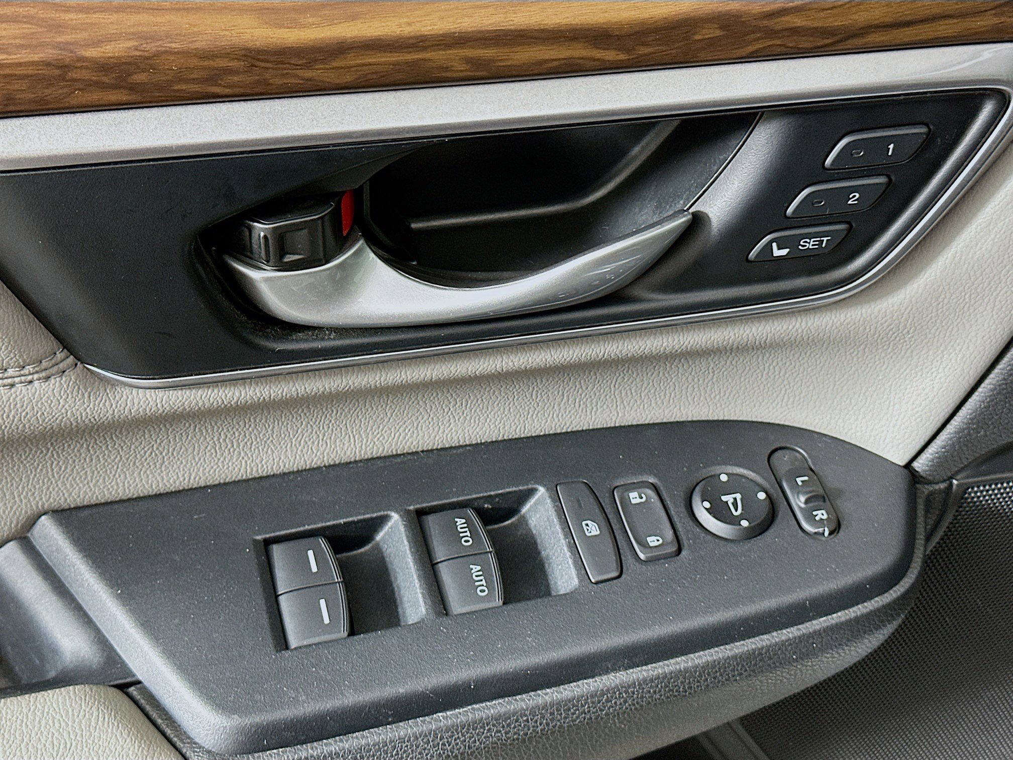 Used 2021 Honda CR-V EX-L image 15