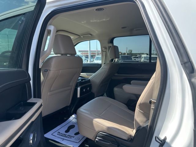 Used 2024 Ford Expedition Max XLT image 29