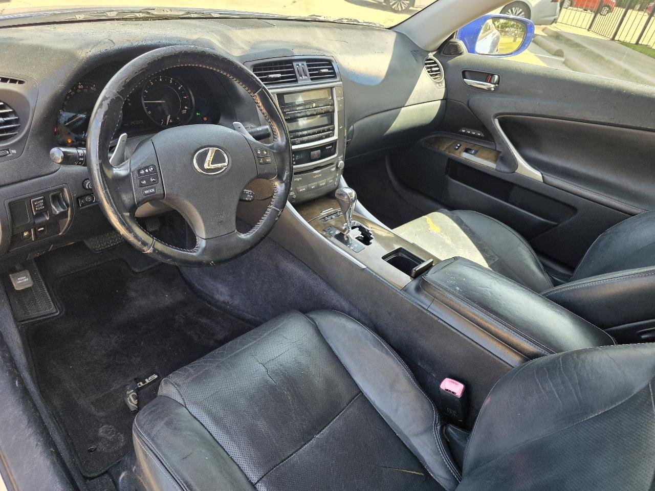 Used 2010 Lexus IS 250C RWD image 10