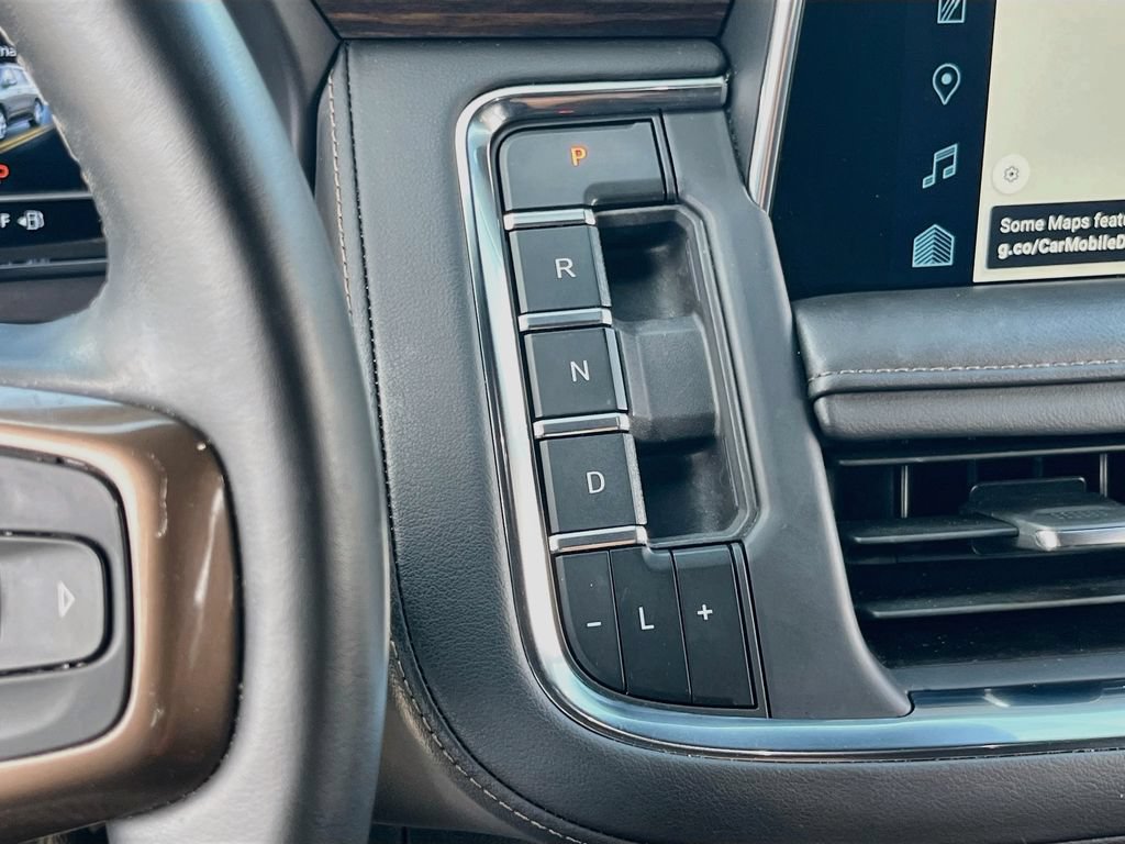 Used 2024 Chevrolet Tahoe High Country AWD/4WD image 16