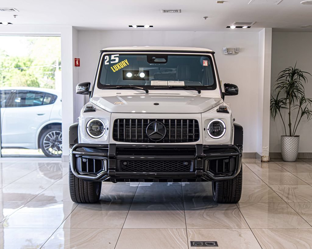 Used 2025 Mercedes-Benz G 63 AMG 4MATIC image 2