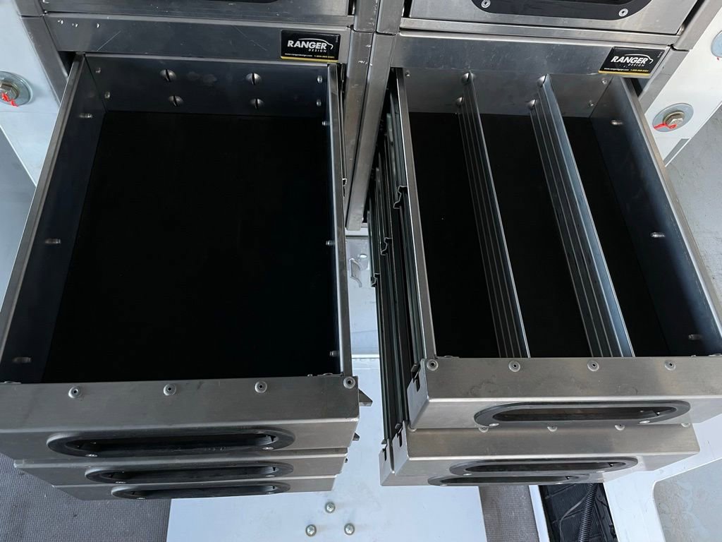 Used 2017 Mercedes-Benz Sprinter 144 Cargo image 21