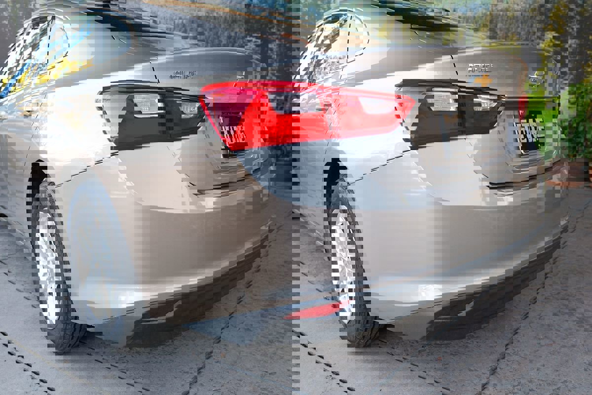 Used 2022 Chevrolet Malibu LS image 36