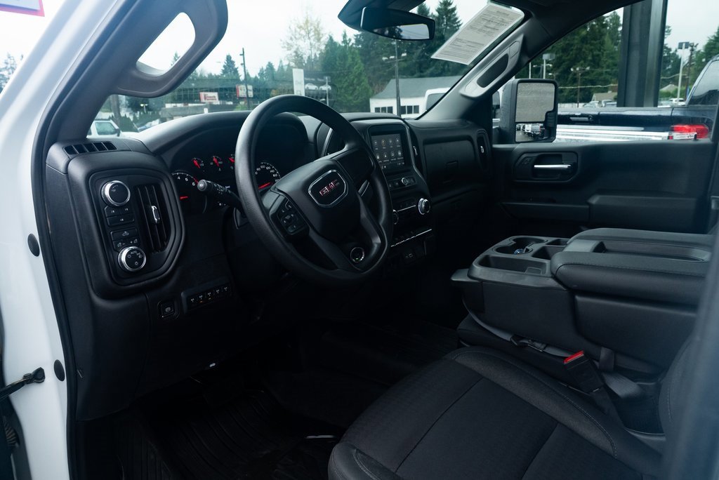 Used 2024 GMC Sierra 3500 Pro w/ Fleet Convenience Package image 18