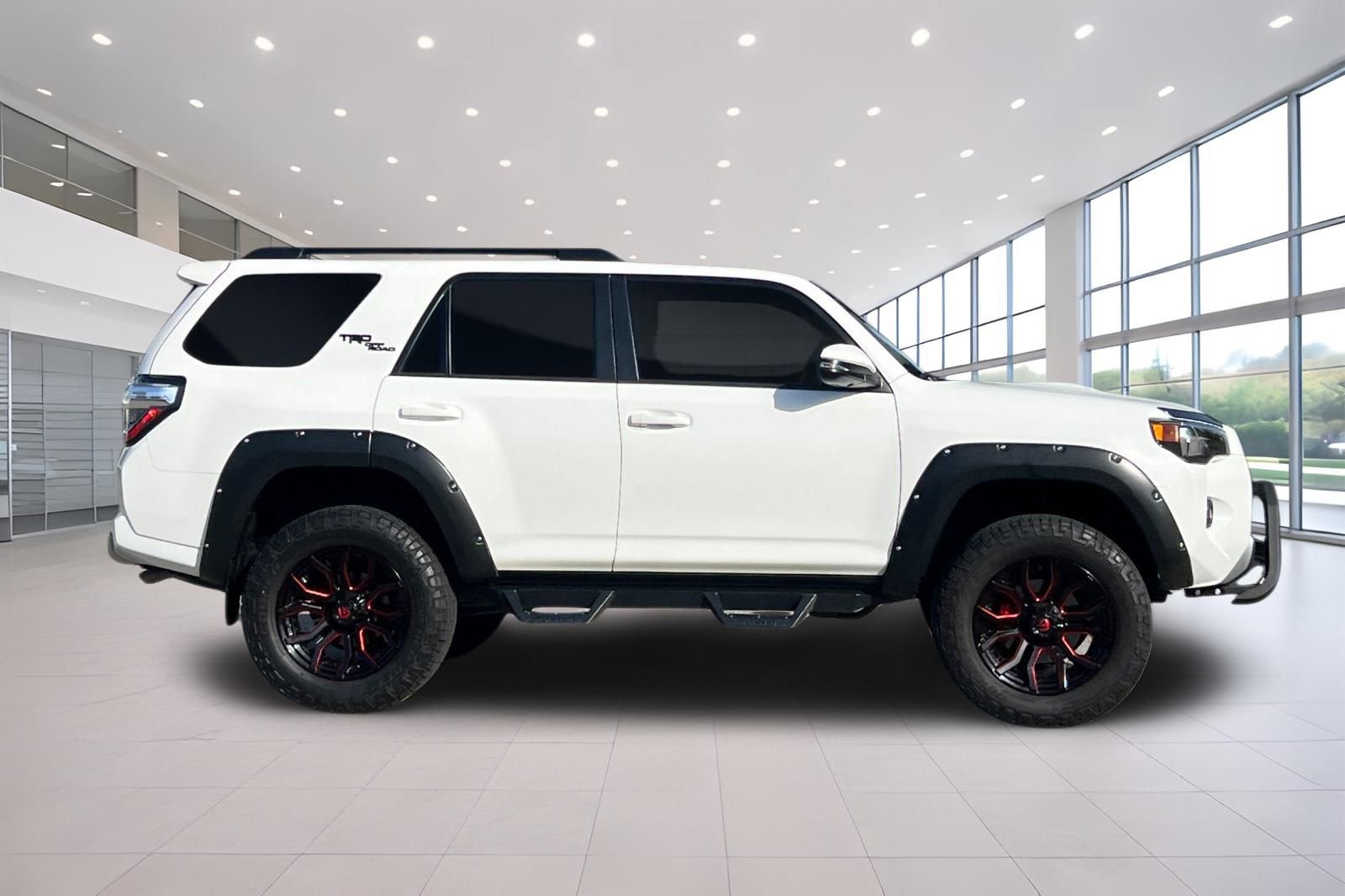 Used 2022 Toyota 4Runner TRD Off-Road Premium w/ Moonroof Package AWD/4WD image 3