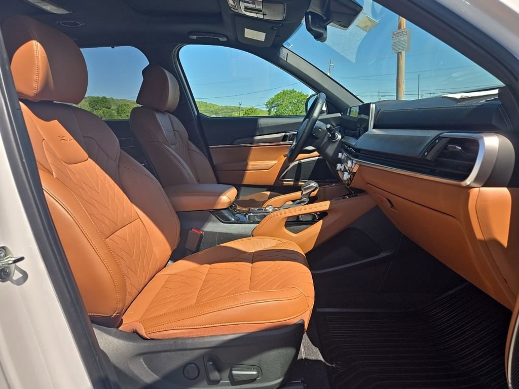 Used 2025 Kia Telluride EX X-Line image 22