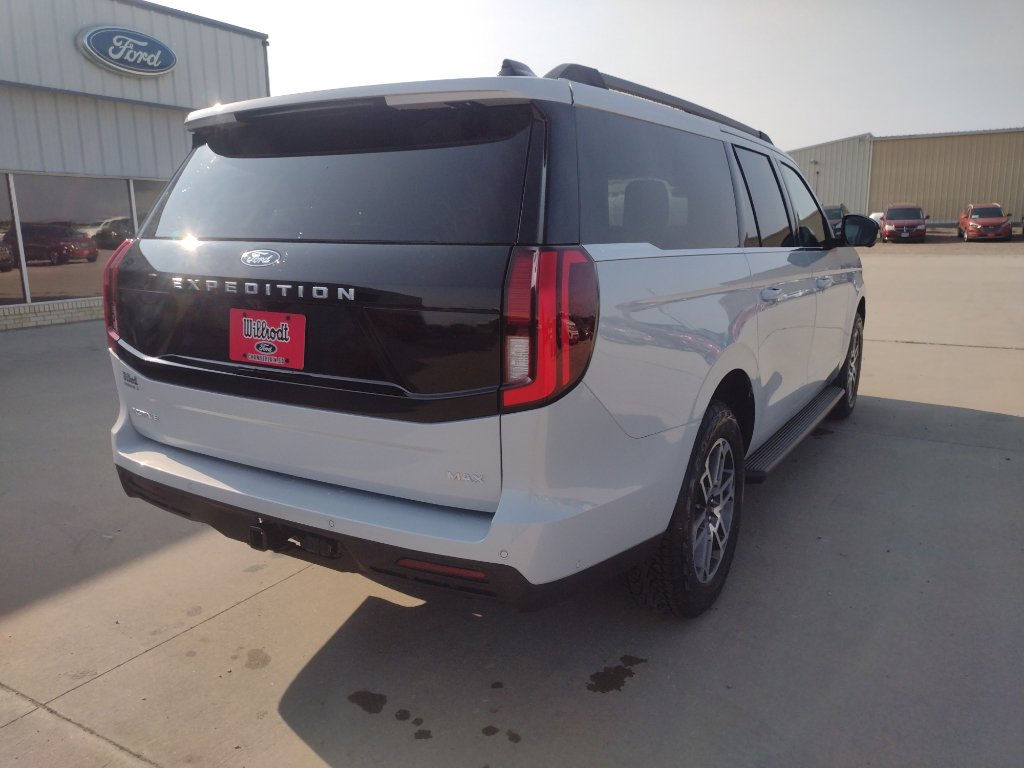 New 2025 Ford Expedition Max Active image 5