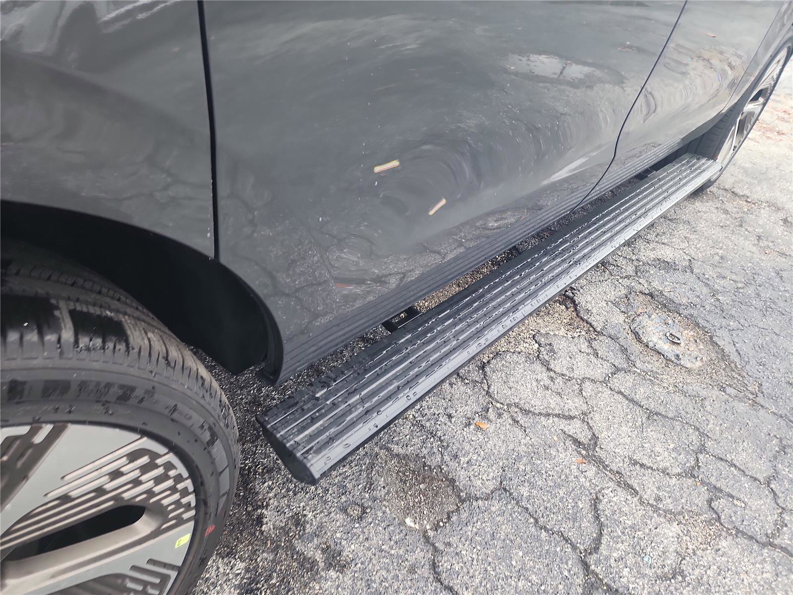 New 2026 Lincoln Navigator L Black Label w/ Black Label Special Edition image 25