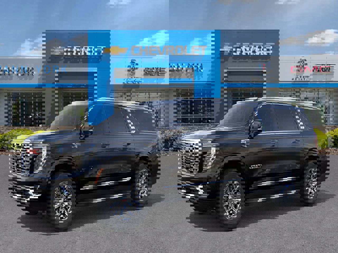 New 2026 GMC Yukon XL Denali image 2