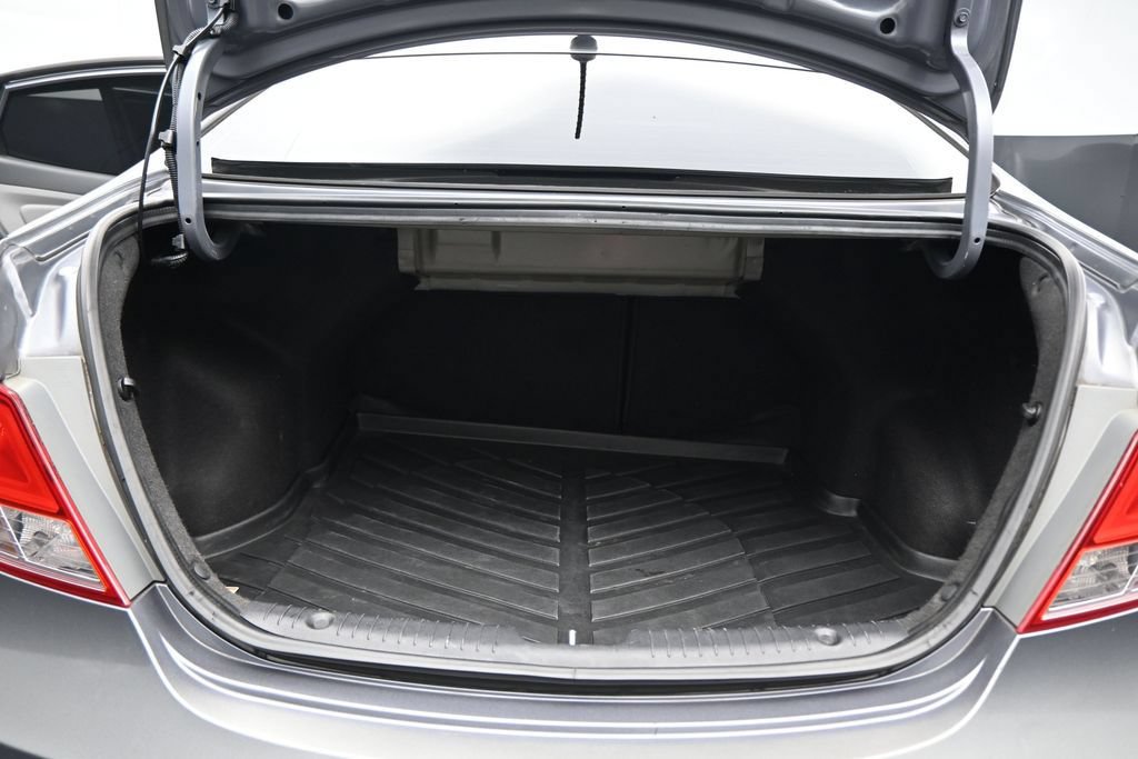 Used 2015 Hyundai Accent GLS FWD image 22