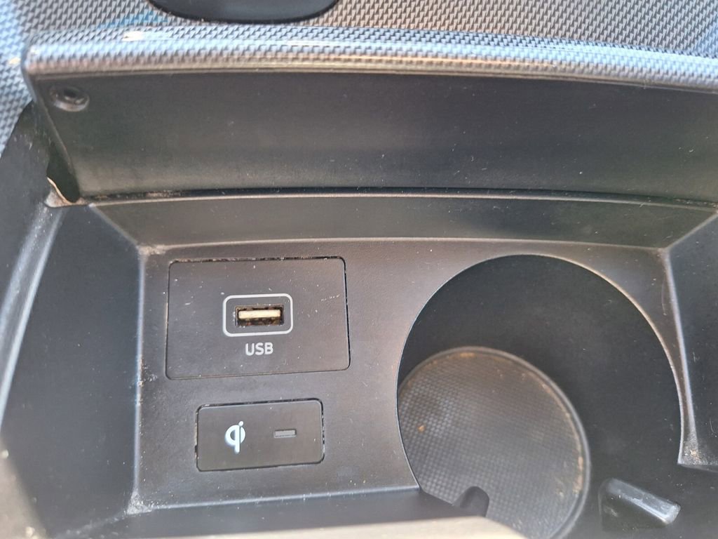 Used 2022 Hyundai Santa Fe SEL image 18