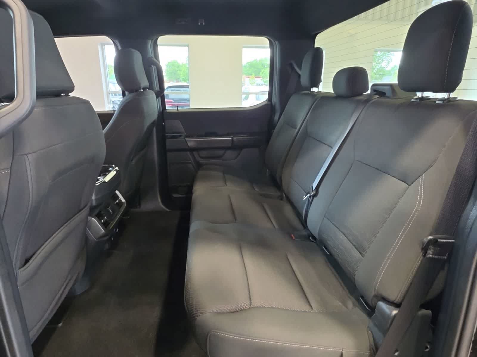 Used 2024 Ford F150 XLT w/ XLT Black Appearance Package AWD/4WD image 32