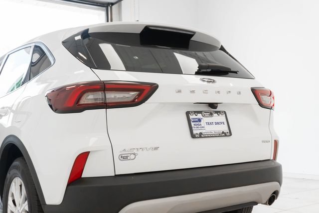 Used 2025 Ford Escape Active AWD/4WD image 25
