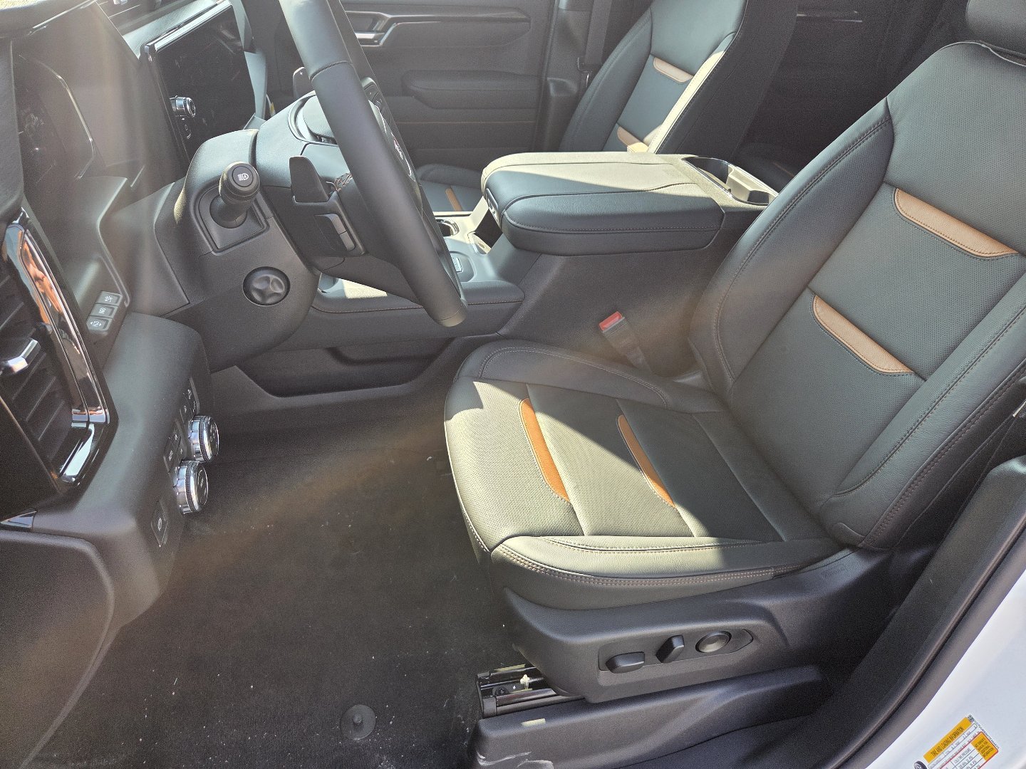 New 2026 GMC Sierra 1500 AT4 w/ AT4 Premium Package AWD/4WD image 28