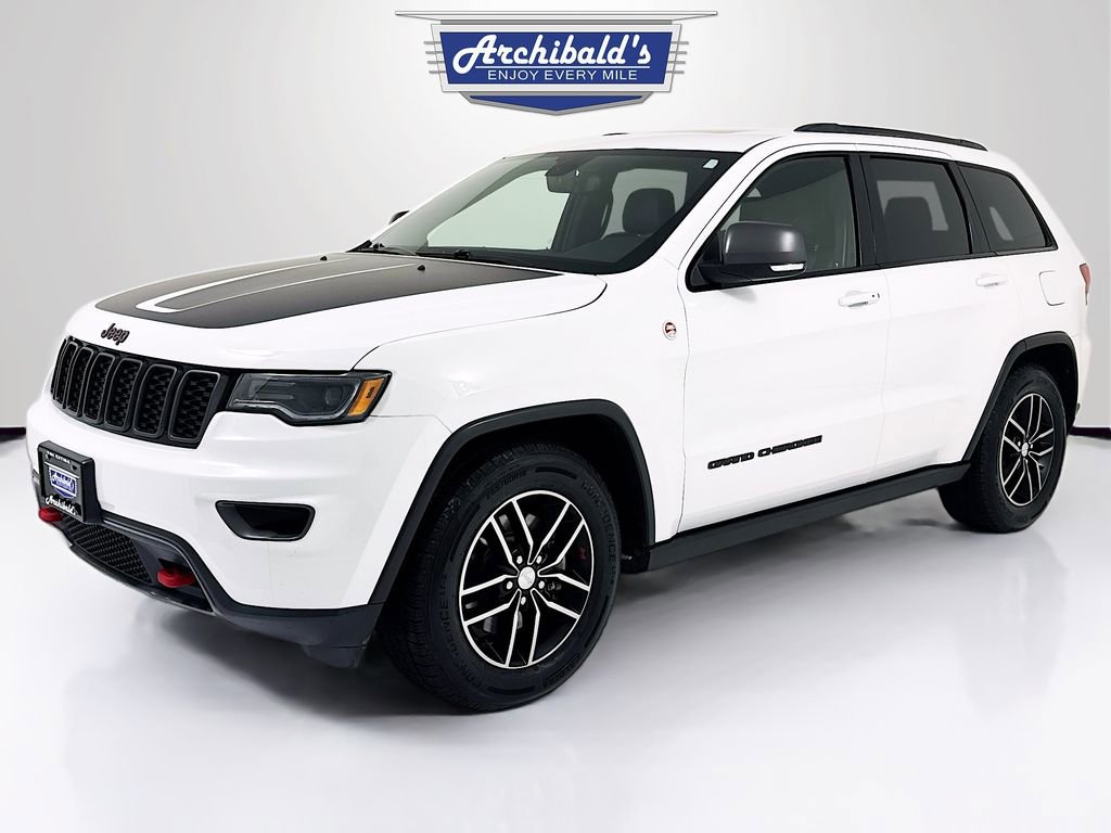 Used 2018 Jeep Grand Cherokee Trailhawk w/ Trailhawk Luxury Group image 3