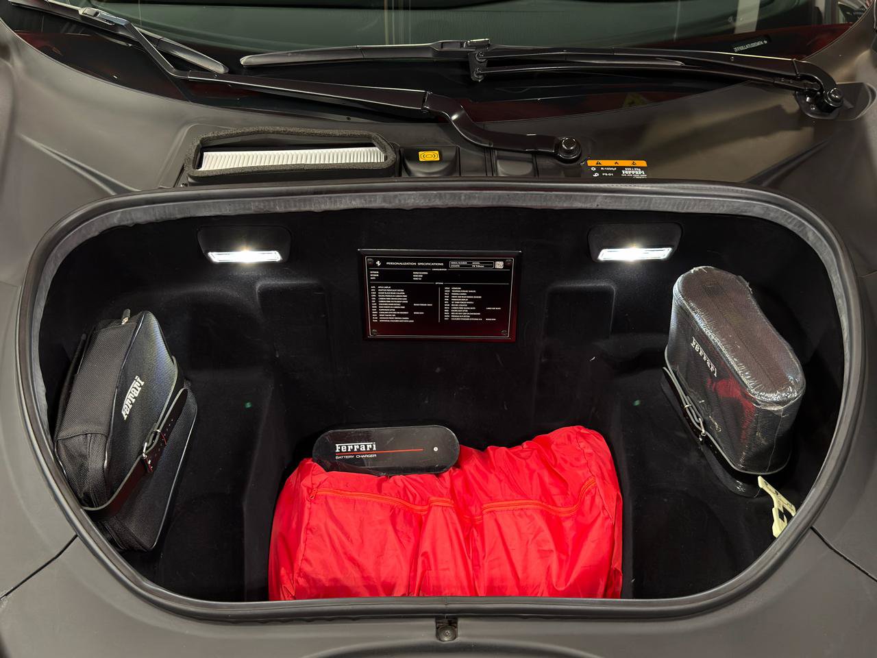 Used 2020 Ferrari F8 Tributo RWD image 32