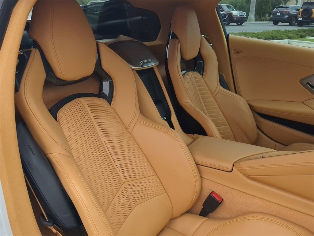 Used 2020 Chevrolet Corvette Stingray Premium Cpe w/ 3LT Preferred Equipment Group image 15