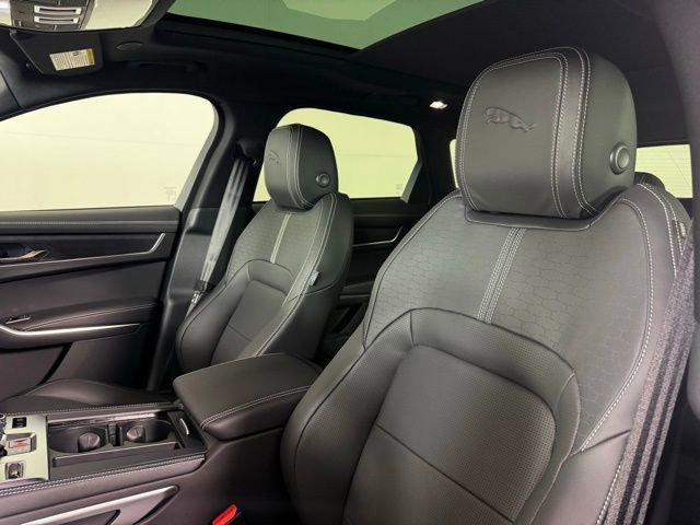 New 2026 Jaguar F-PACE R-Dynamic S image 6