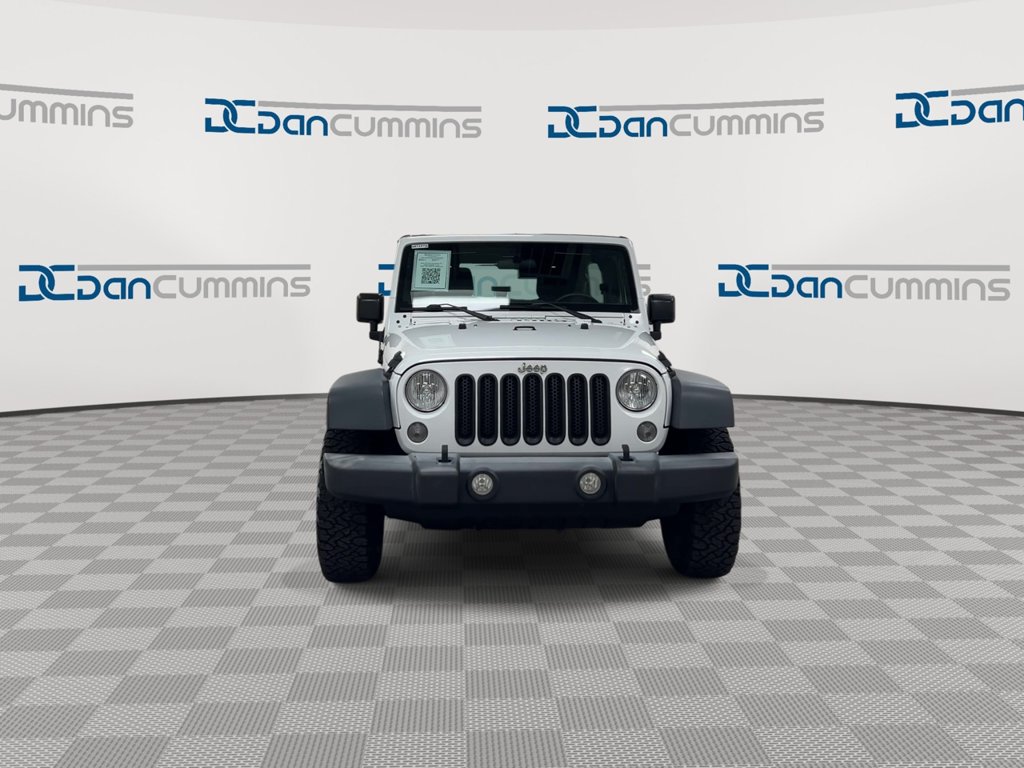 Used 2017 Jeep Wrangler Unlimited Sport w/ Connectivity Group AWD/4WD image 3