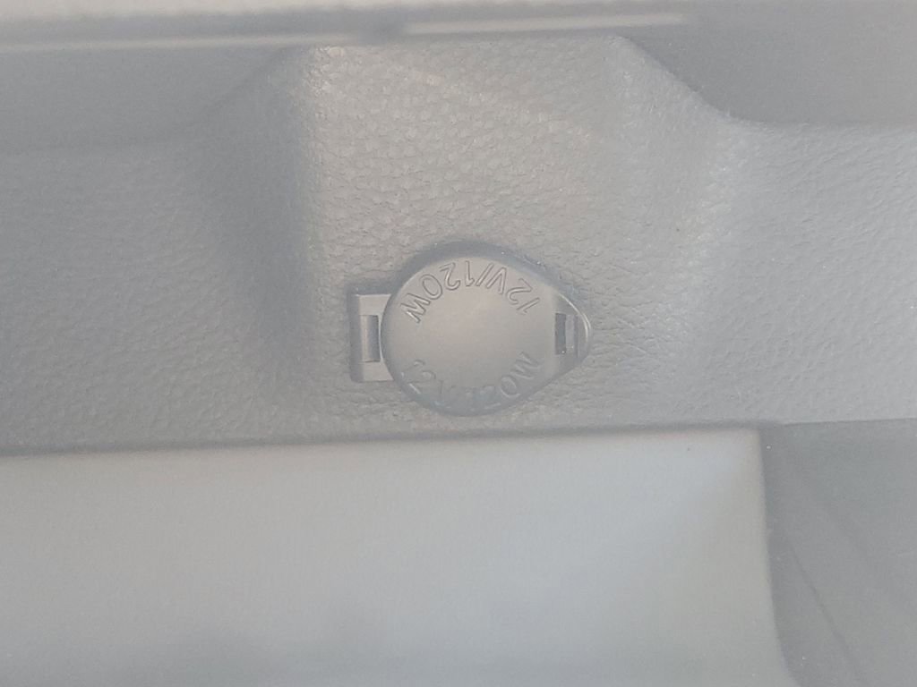 Used 2019 Toyota Avalon XLE image 34