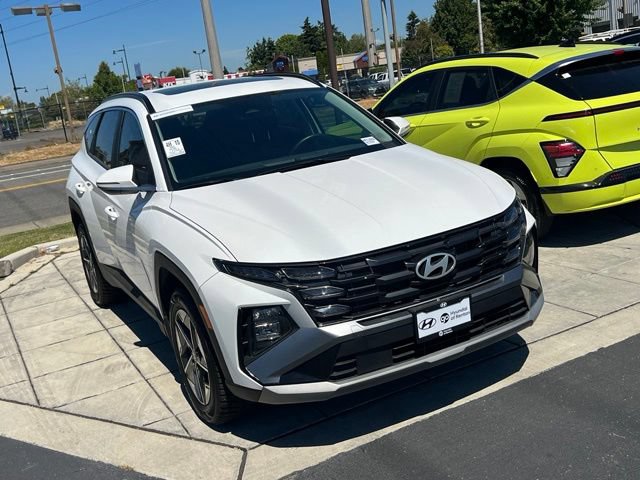 Certified 2025 Hyundai Tucson SEL AWD/4WD image 7