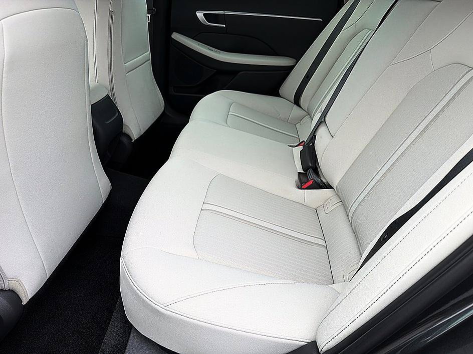 Certified 2026 Hyundai Sonata SEL FWD image 8