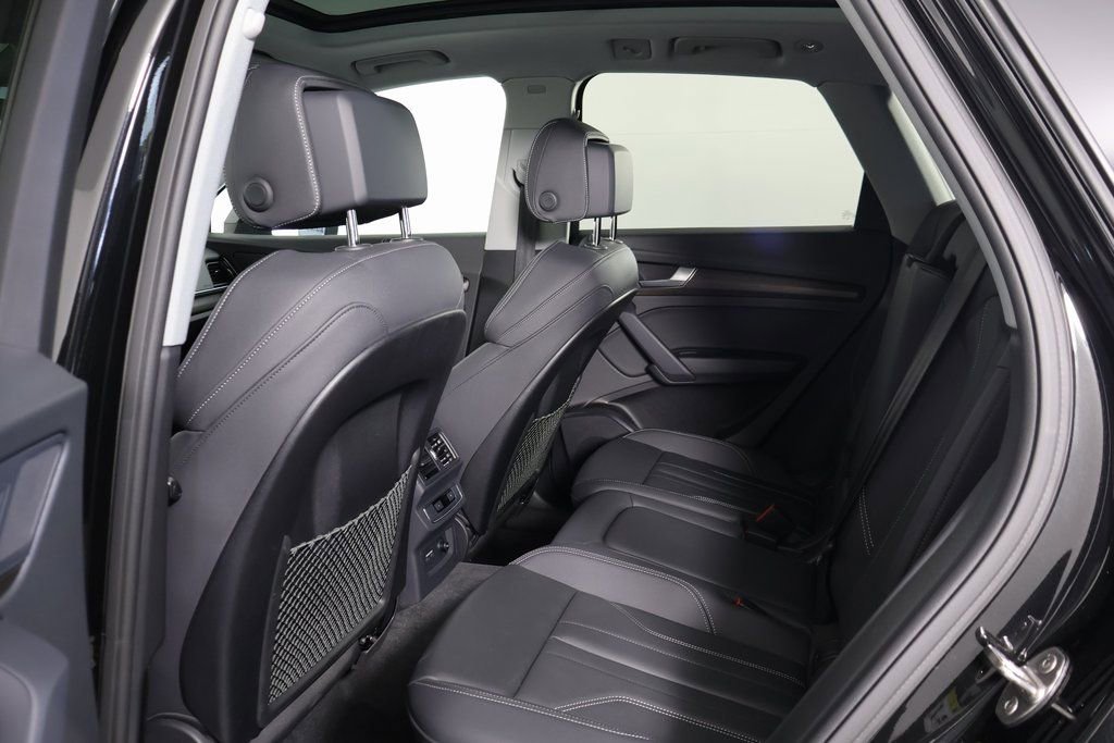 Used 2024 Audi Q5 e Premium image 11