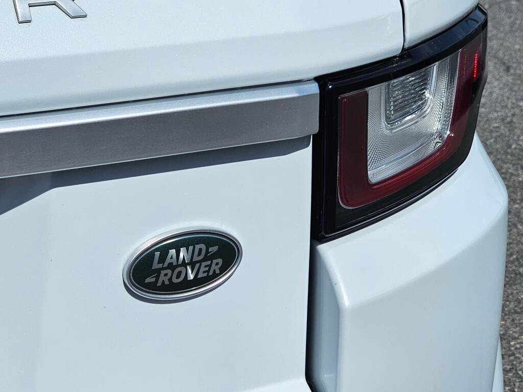 Used 2018 Land Rover Range Rover Evoque Autobiography AWD/4WD image 16