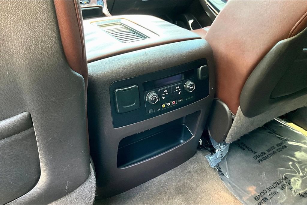 Used 2016 Chevrolet Tahoe LTZ RWD image 12