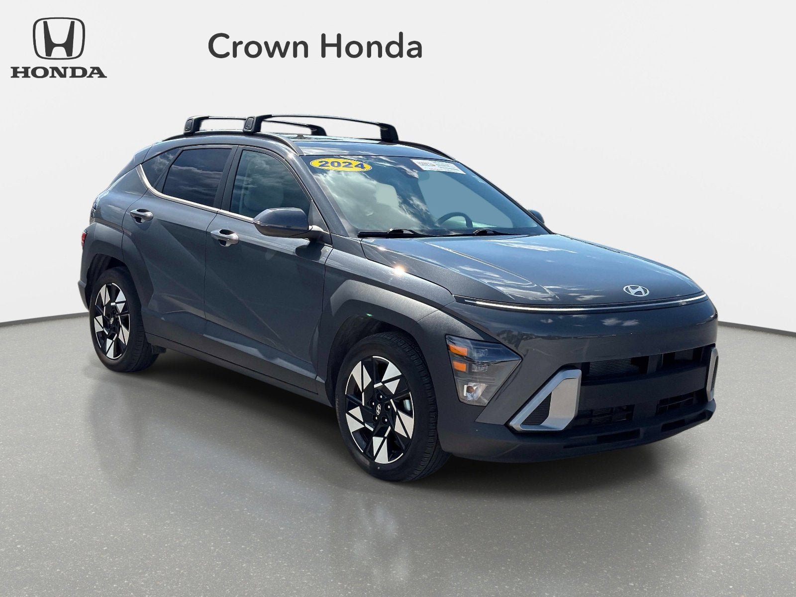 Used 2024 Hyundai Kona SEL w/ Convenience Package FWD image 3