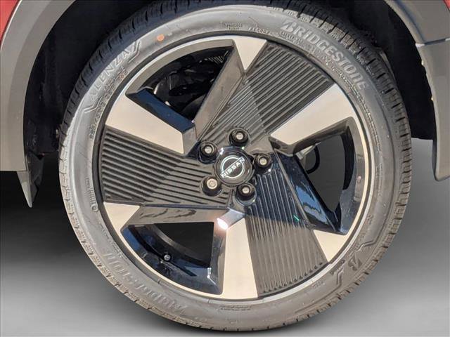 New 2026 Nissan Kicks SR image 9