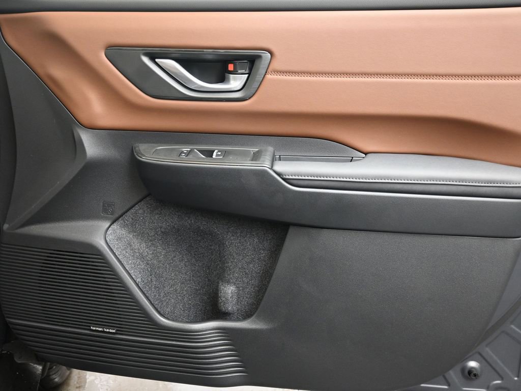 New 2026 Subaru Outback Touring image 11