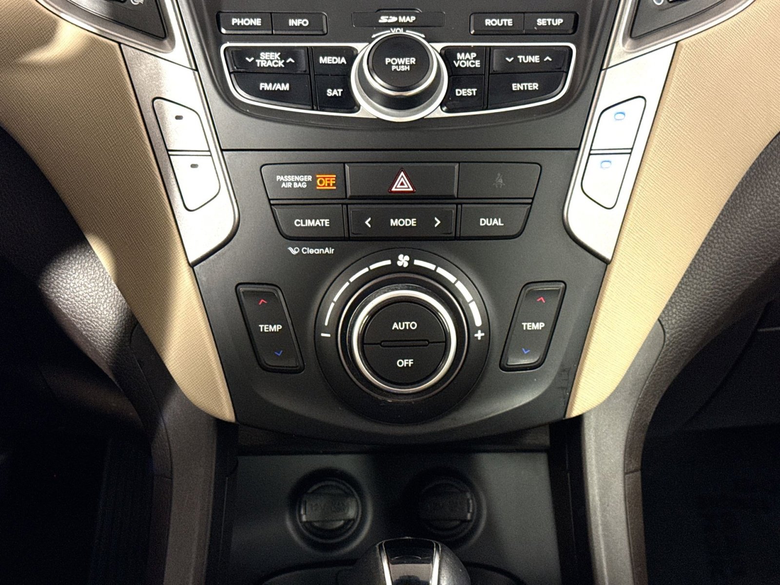 Used 2014 Hyundai Santa Fe Sport 2.0T w/ Navigation Package 06 AWD/4WD image 20