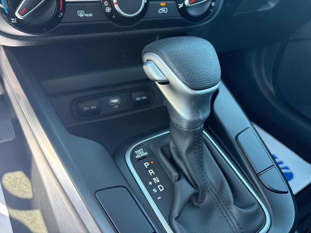 Used 2025 Kia Soul LX image 20