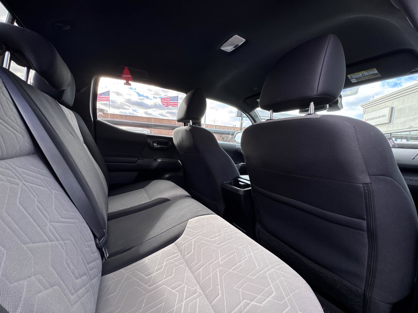 Used 2023 Toyota Tacoma TRD Sport image 28