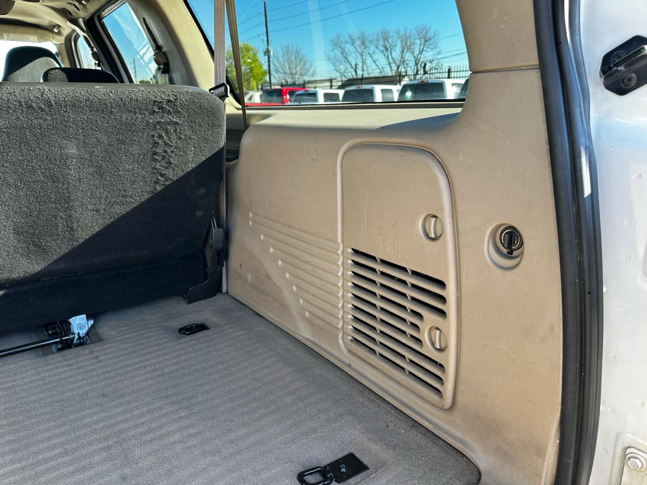 Used 2005 Ford Excursion Eddie Bauer image 39