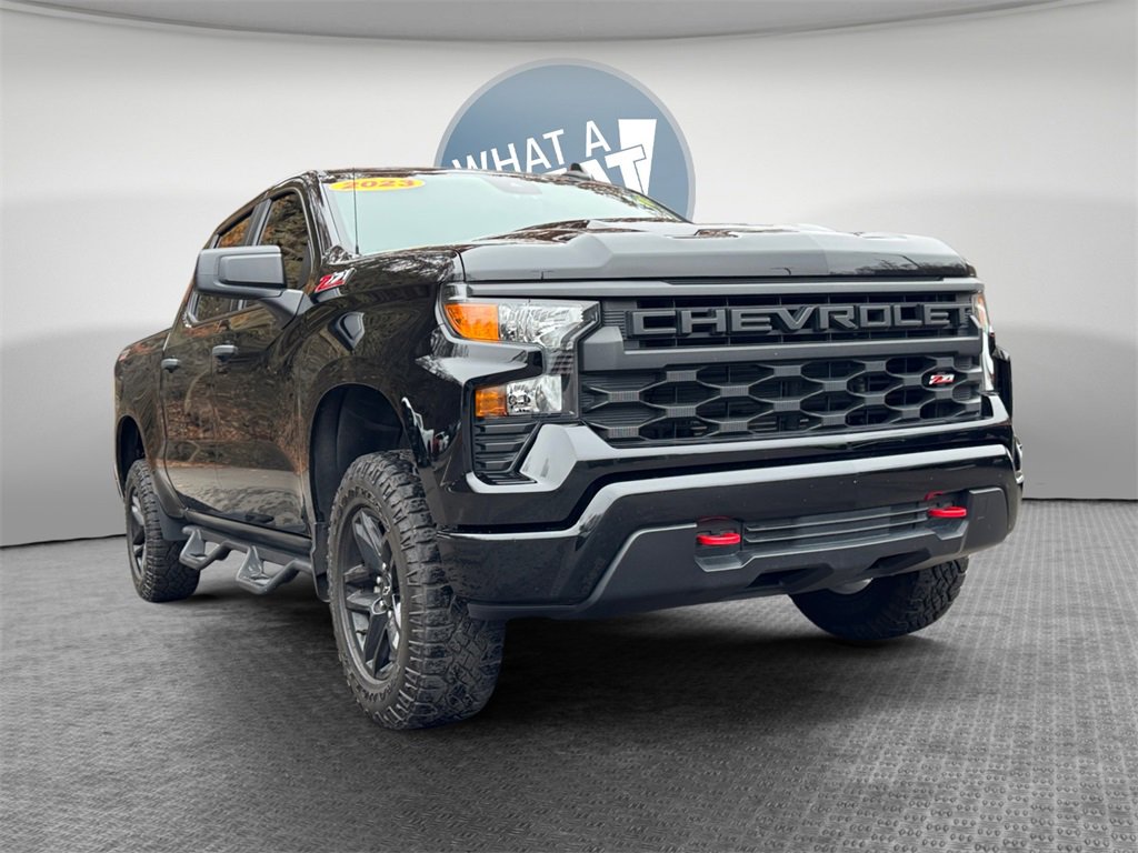 Used 2023 Chevrolet Silverado 1500 Custom Trail Boss image 2