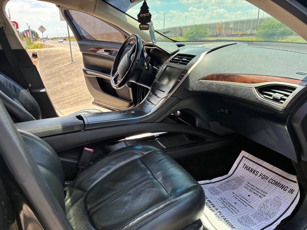Used 2015 Lincoln MKZ w/ Equipment Group 102A Reserve FWD image 29