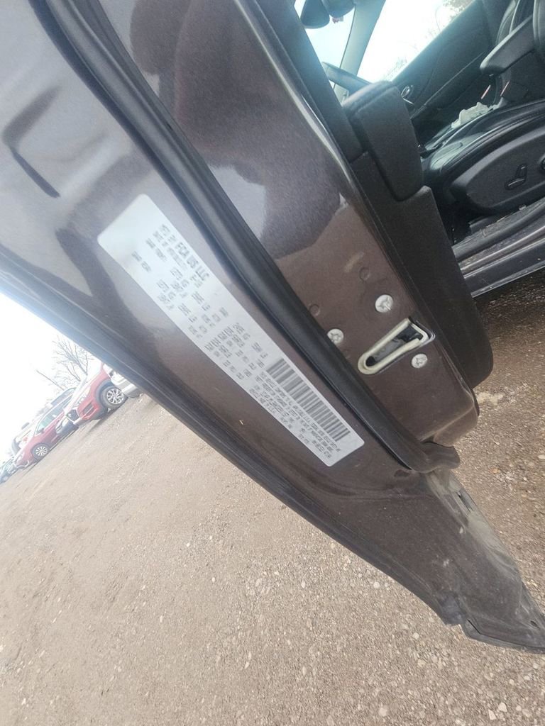 Used 2019 Jeep Cherokee Latitude Plus image 19