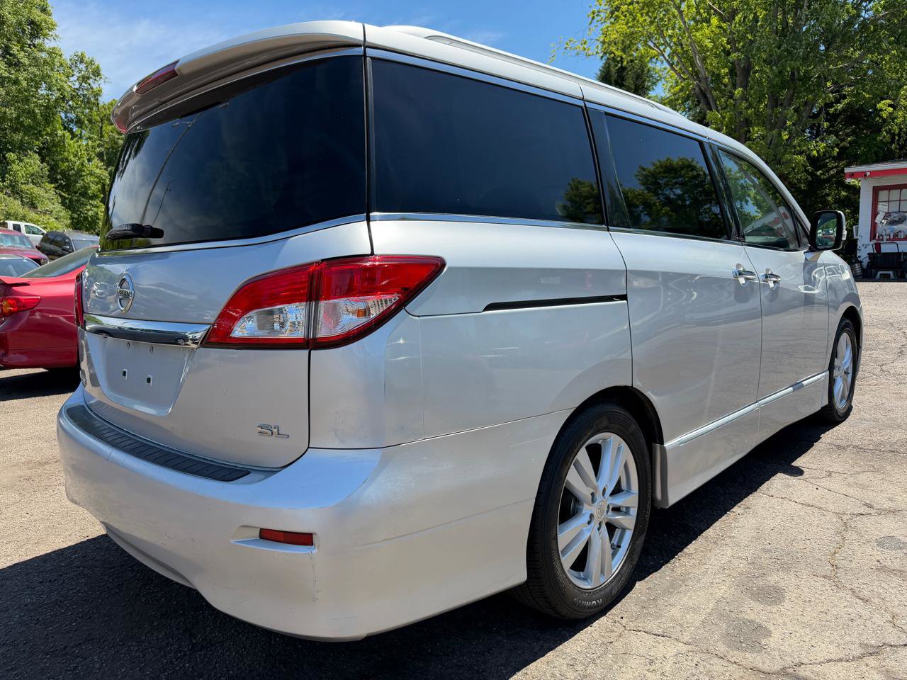 Used 2011 Nissan Quest SL w/ Protection Pkg FWD image 5