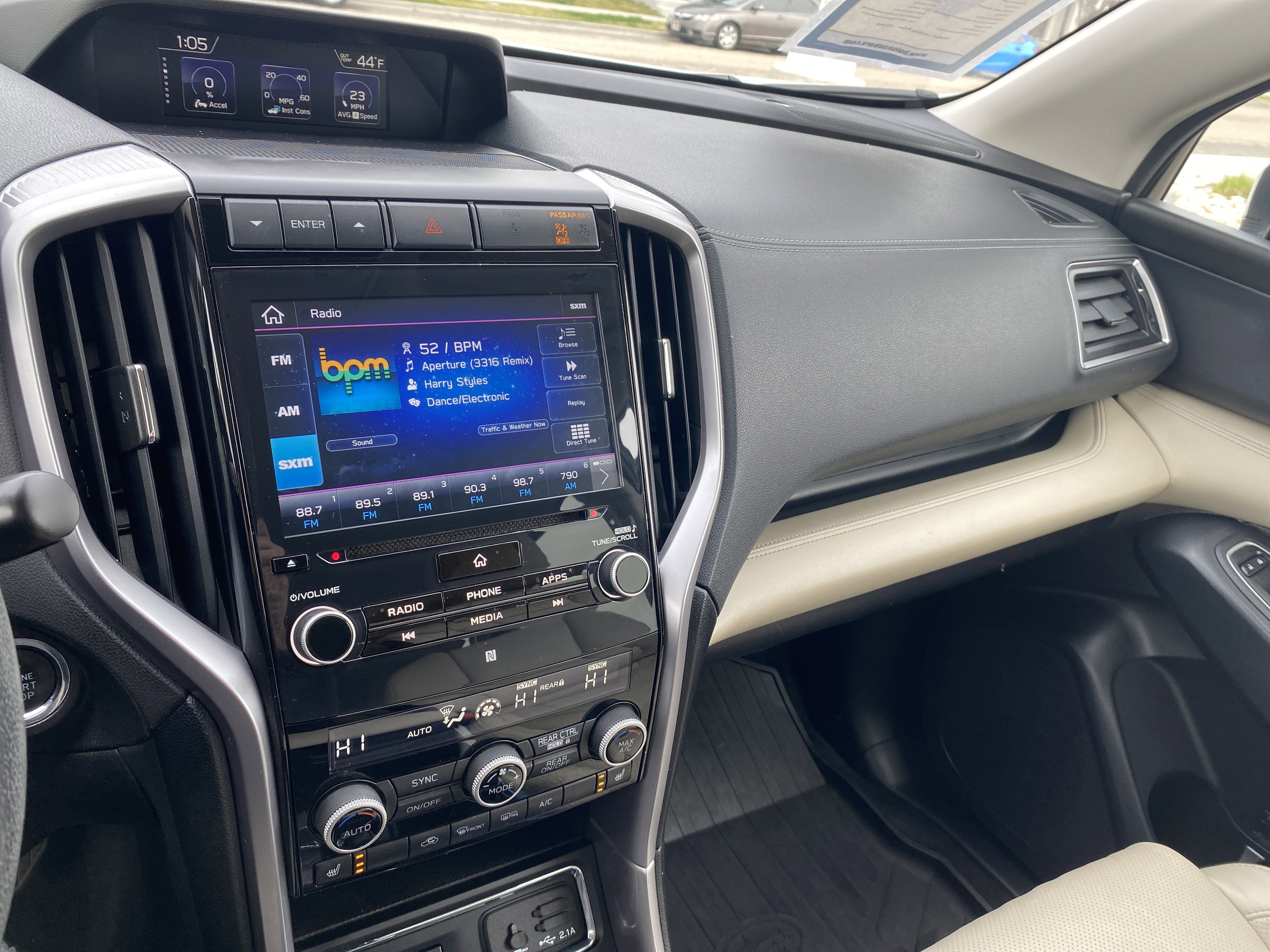 Used 2019 Subaru Ascent Limited w/ Popular Package #2A image 13