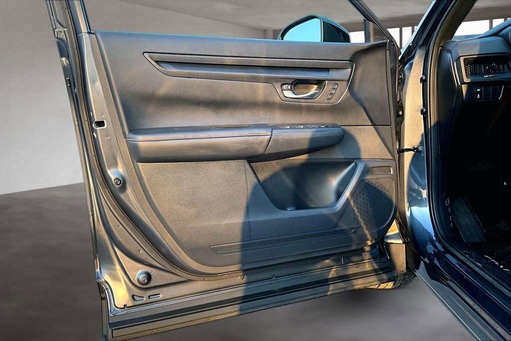 Certified 2025 Honda CR-V Sport-L image 19