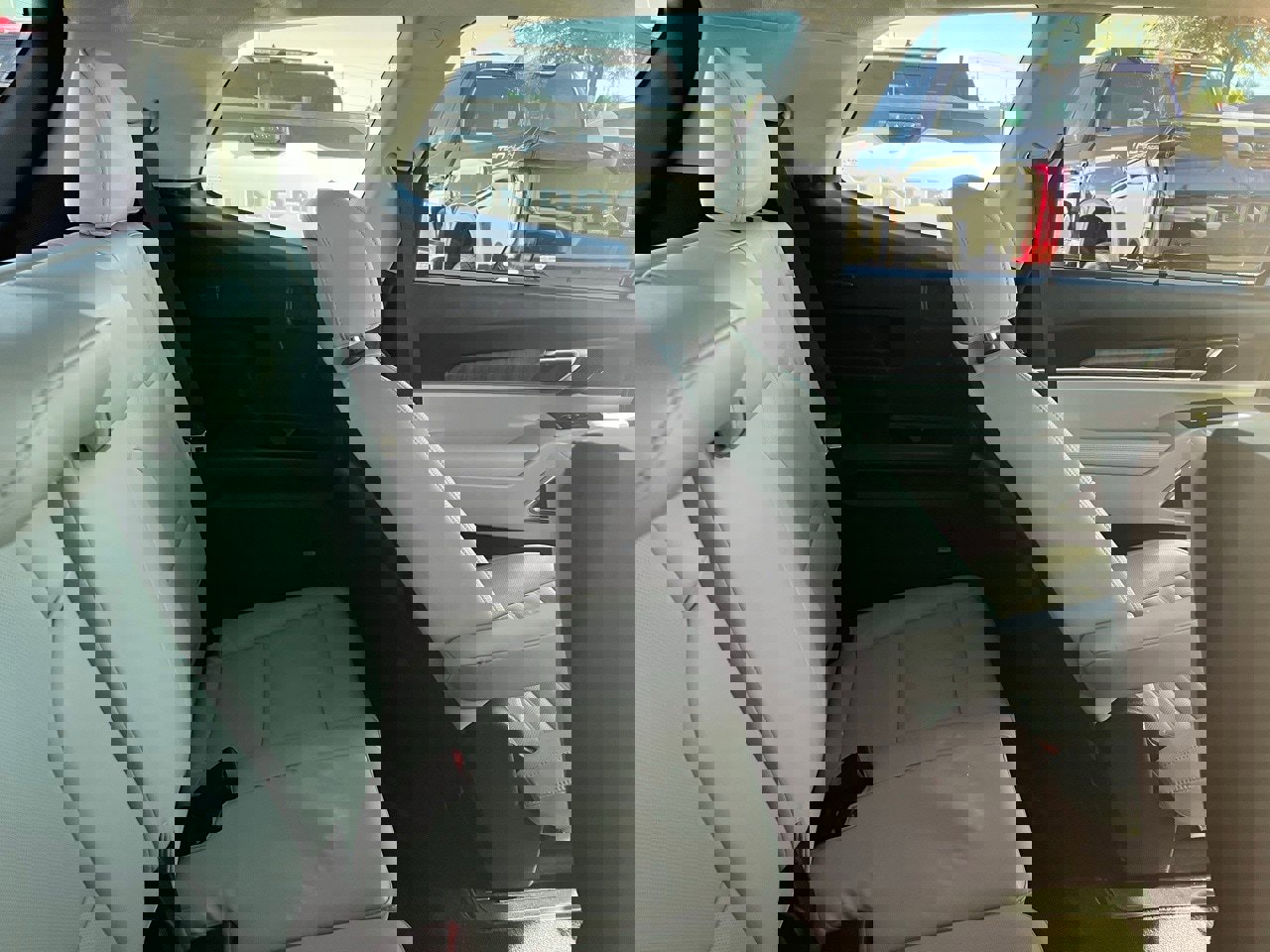 Used 2024 Kia Telluride SX Prestige w/ Towing Package image 10