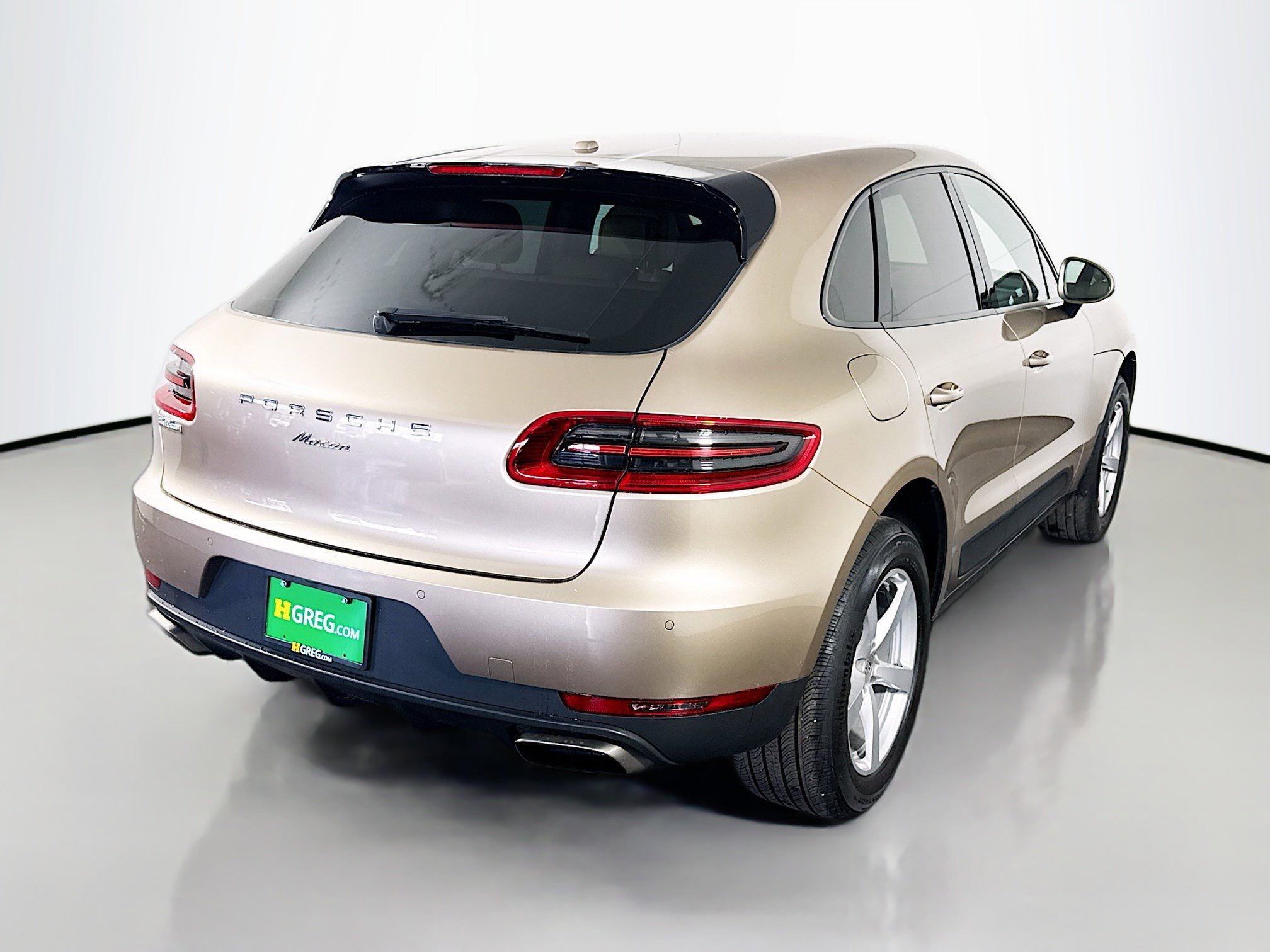 Used 2018 Porsche Macan image 10