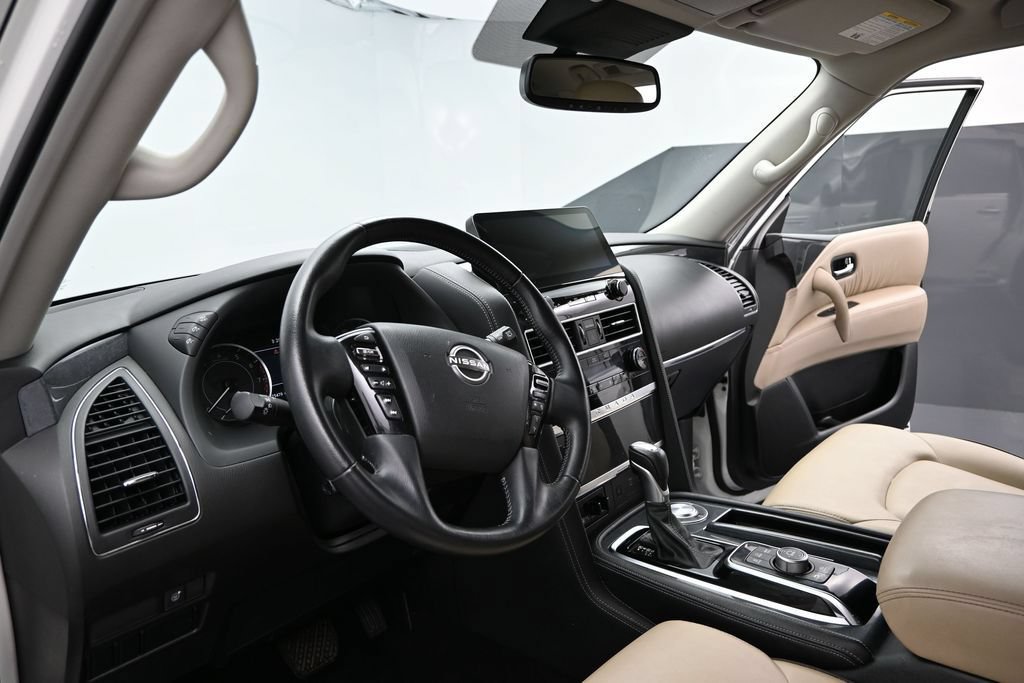 Used 2024 Nissan Armada SV RWD image 10