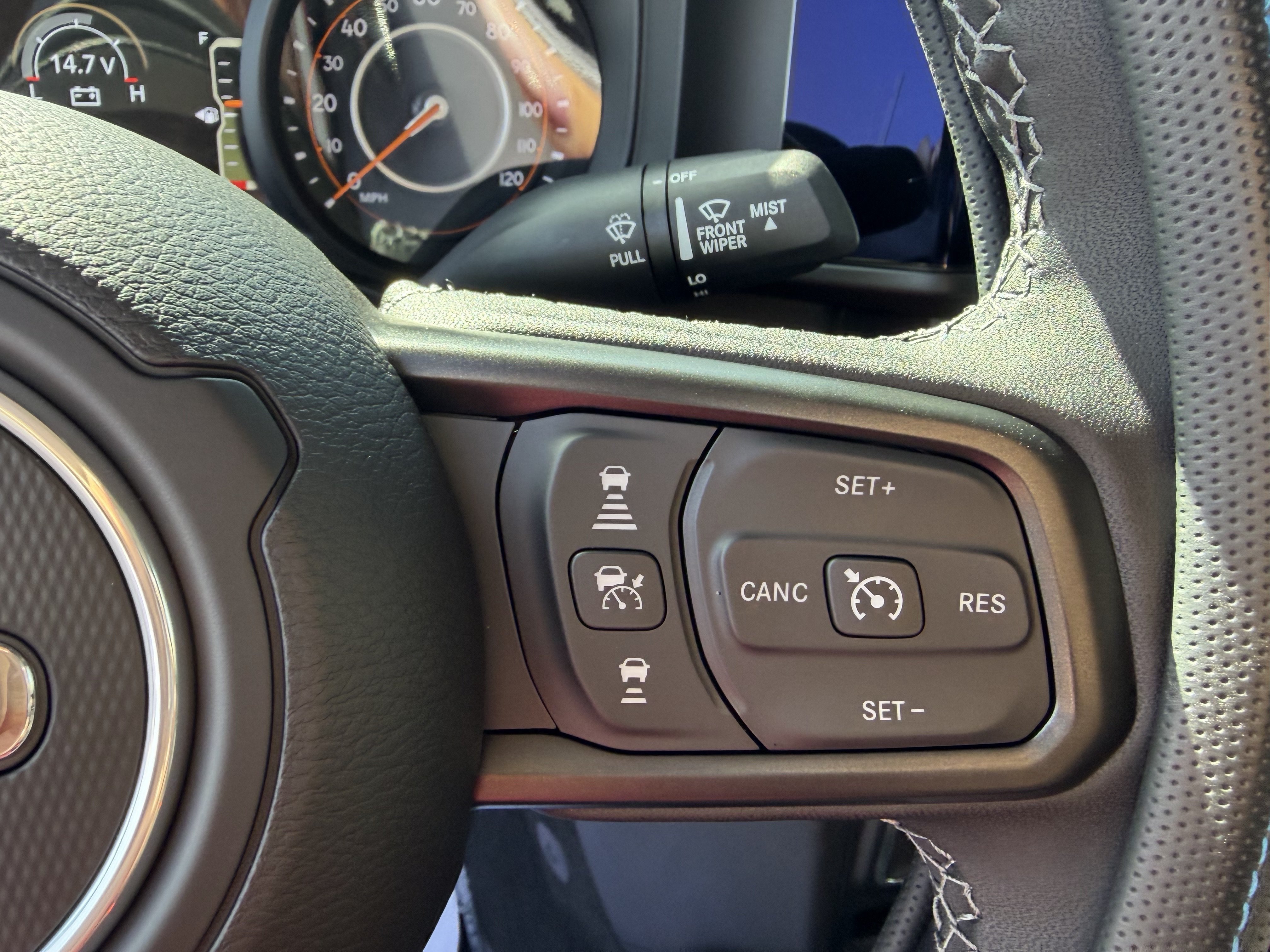 Used 2025 Jeep Gladiator Sport AWD/4WD image 28