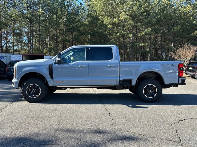 New 2026 Ford F350 Platinum w/ Tremor Off-Road Package image 4